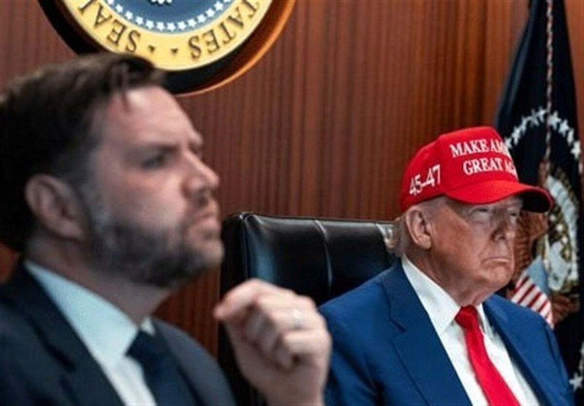 دونالد ترامپ و جی وی دنس