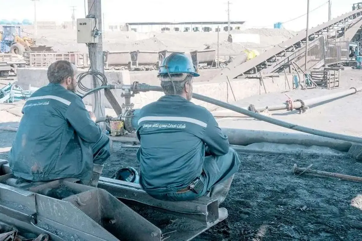 چرا ابلاغ حق مسکن ۳ میلیونی کارگران و مصوبه دستمزد عقب افتاد؟