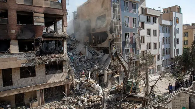 اخبار روز بیست و چهارم جنگ ایران و آمریکا و اسرائیل/ موج ۷۵ حملات موشکی به اسرائیل/ آمریکا: جنگ طولانی می‌شود