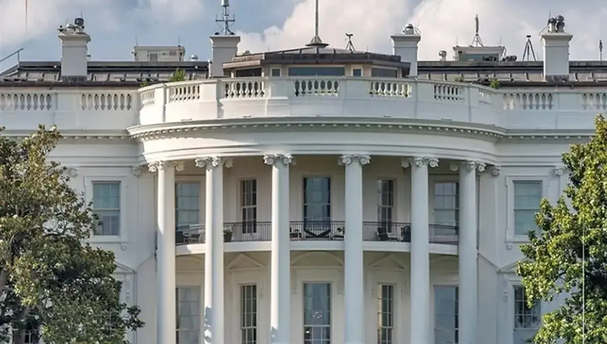 سخنگوی مطبوعاتی جی دی ونس استعفا داد