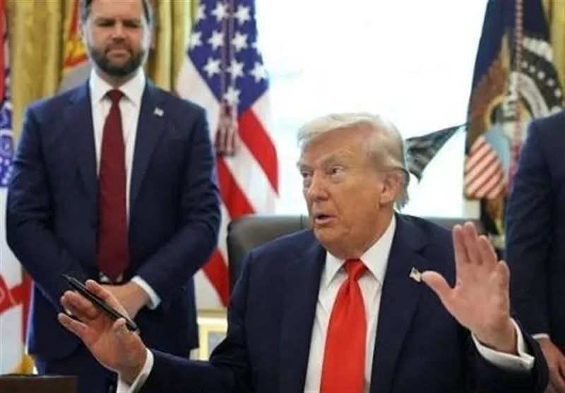 ترامپ: ونس و هیئت مذاکره کننده در راه پاکستان هستند/ در صورت دستیابی به موفقیت، آماده دیدار با مقامات ایران هستم