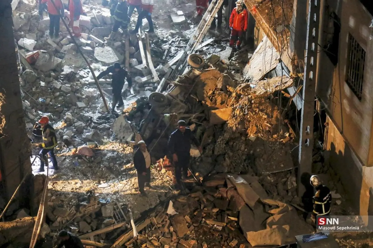 تخریب منازل در تبریز در حمله هوایی