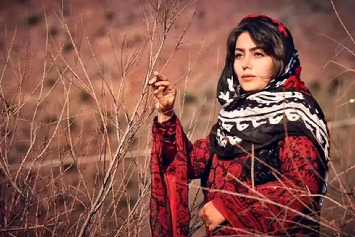 هدیه بازووند