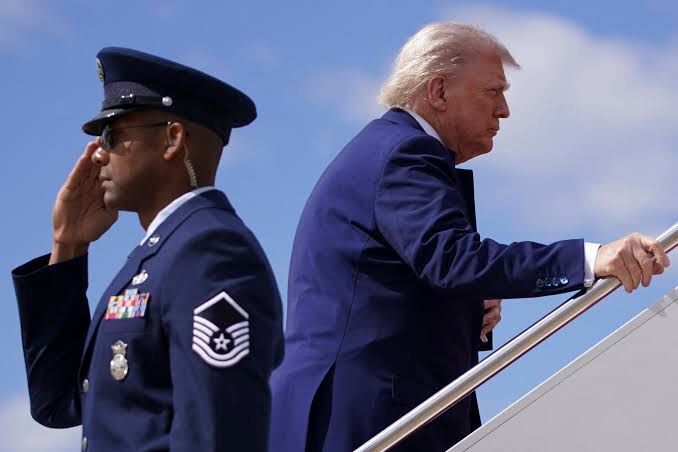 هشدار اقتصاددان مشهور درباره آینده جنگ آمریکا با ایران / ترامپ احتمالاً جنگ را تشدید می‌کند و خطر رکود تورمی دهه۷۰ را به جان می‌خرد