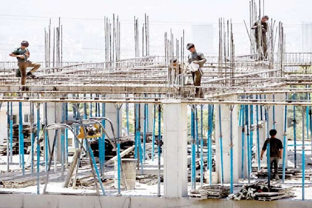 بیکاری یک میلیون کارگر ایرانی در پی جنگ تحمیلی