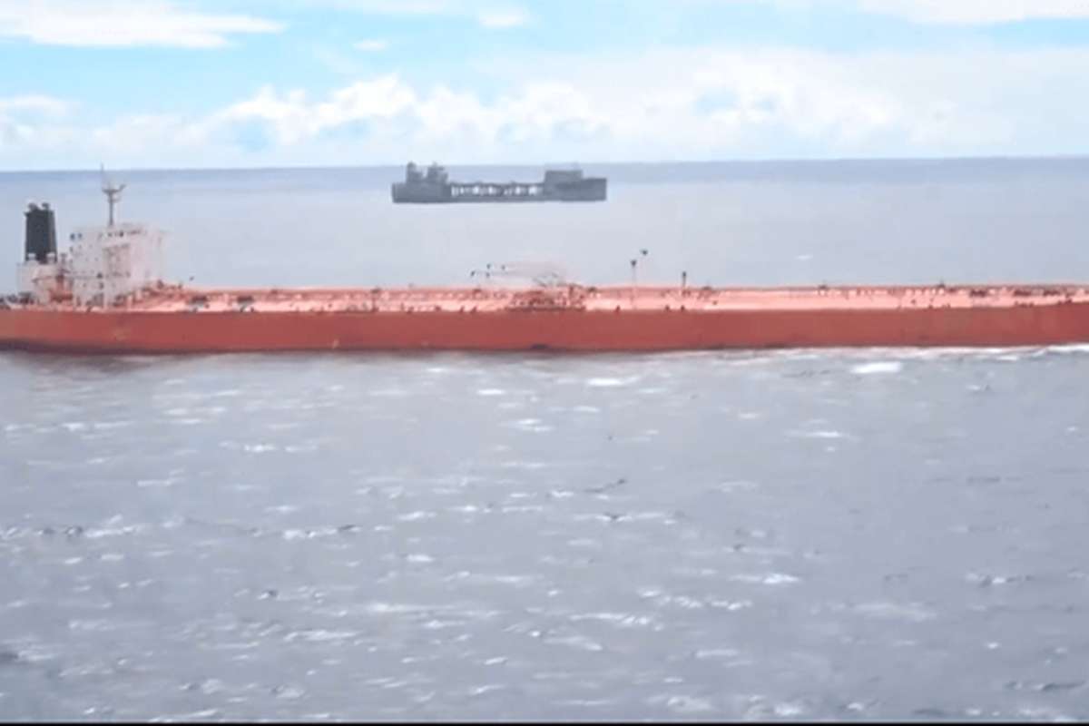 توقیف یک نفتکش