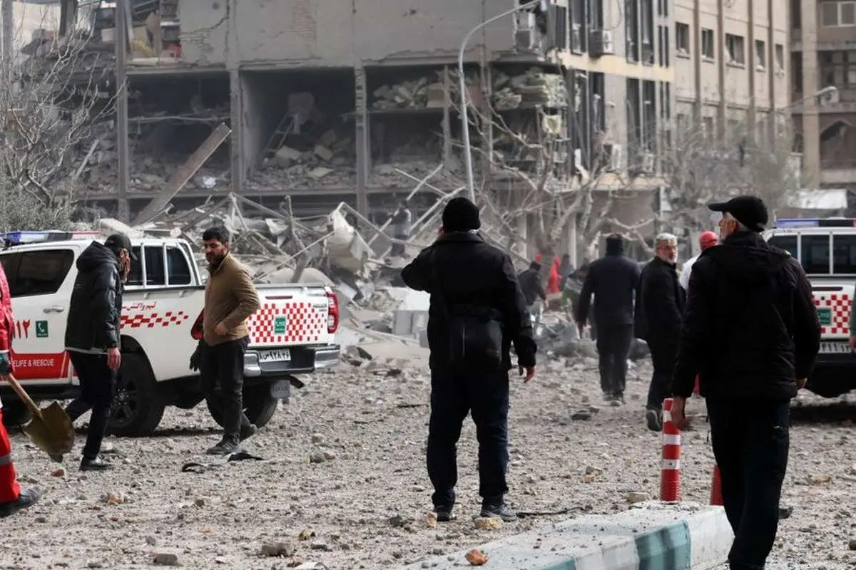 اخطار تخلیه هتل به جنگ‌زدگان تا پایان هفته/ کمک هزینه ۴۰۰ میلیون تومانی شهرداری و خسارت خودروها در ابهام