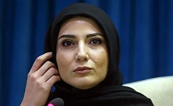 عکس/ استایل متفاوت سمیرا حسن پور در پشت‌صحنه یک سریال