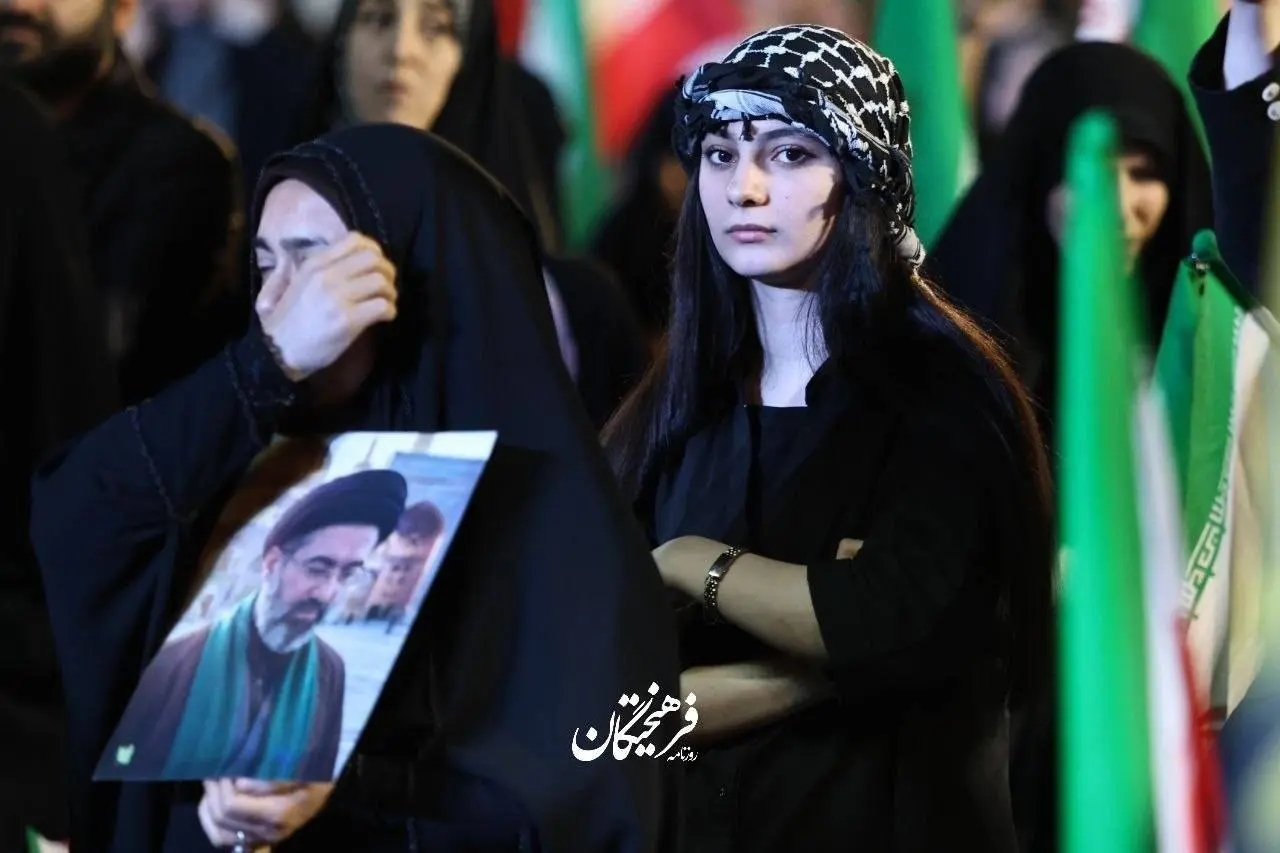 چند قاب متفاوت از دختران در تجمعات تهران