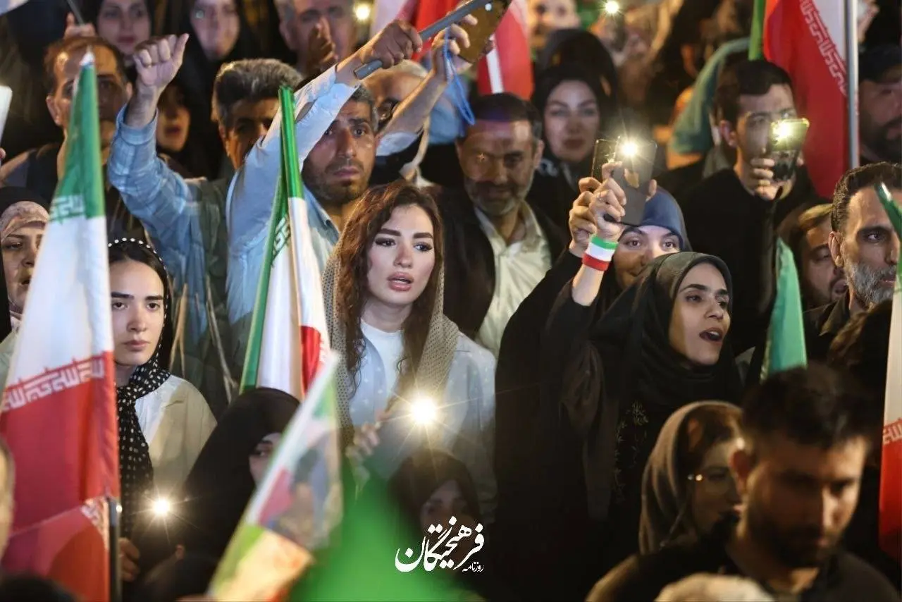 چند قاب متفاوت از دختران در تجمعات تهران