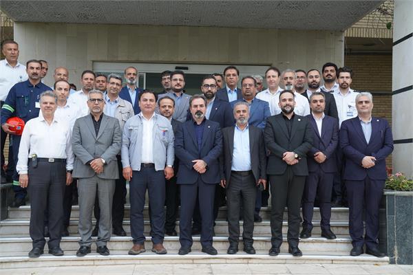 بازدید مدیرعامل هلدینگ صبا انرژی از شرکت‌های منطقه عسلویه