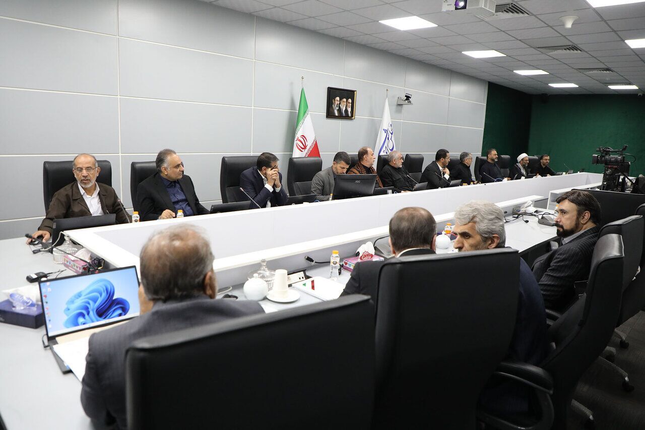 عبور مجلس از نقش سنتی قانونگذاری