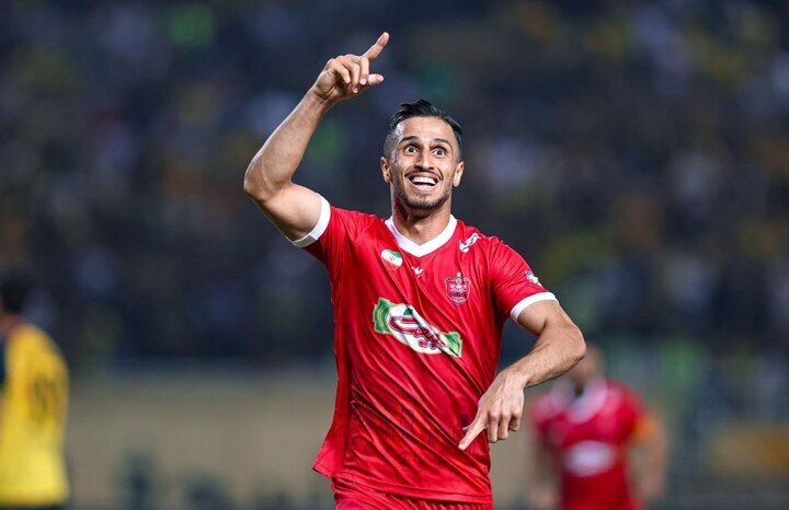 علی علیپور بازیکن  پرسپولیس