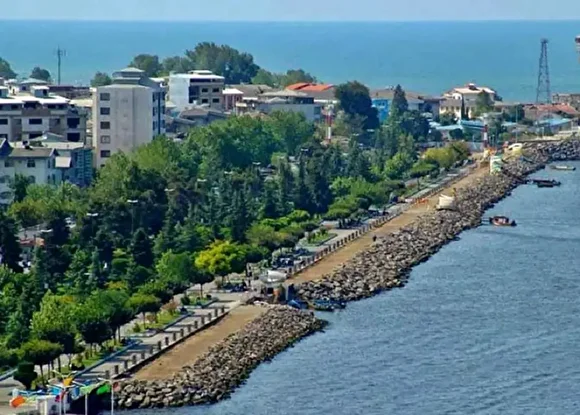 عکس/ منظرۀ زیبای ساحل انزلی در دوران ناصرالدین شاه