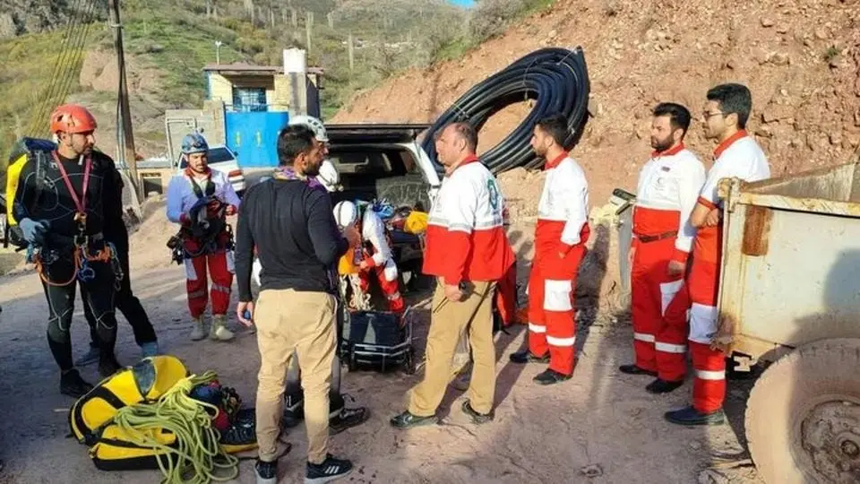 ۲۵ گردشگر در الموت مفقود شدند