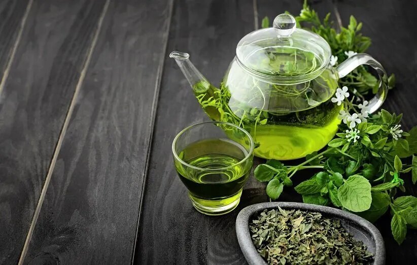 نوشیدن چای سبز