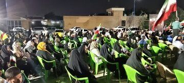 انتقاد جمهوری اسلامی از پلاکاردها در تجمعات شبانه انتقاد جمهوری اسلامی از پلاکاردها در تجمعات شبانه
