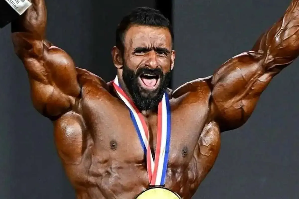 هادی چوپان بدنساز
