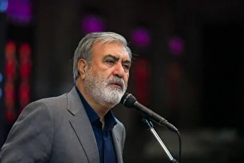 عکس / تاکید رئیس امنیت ملی بر آمادگی ایران برای جنگ