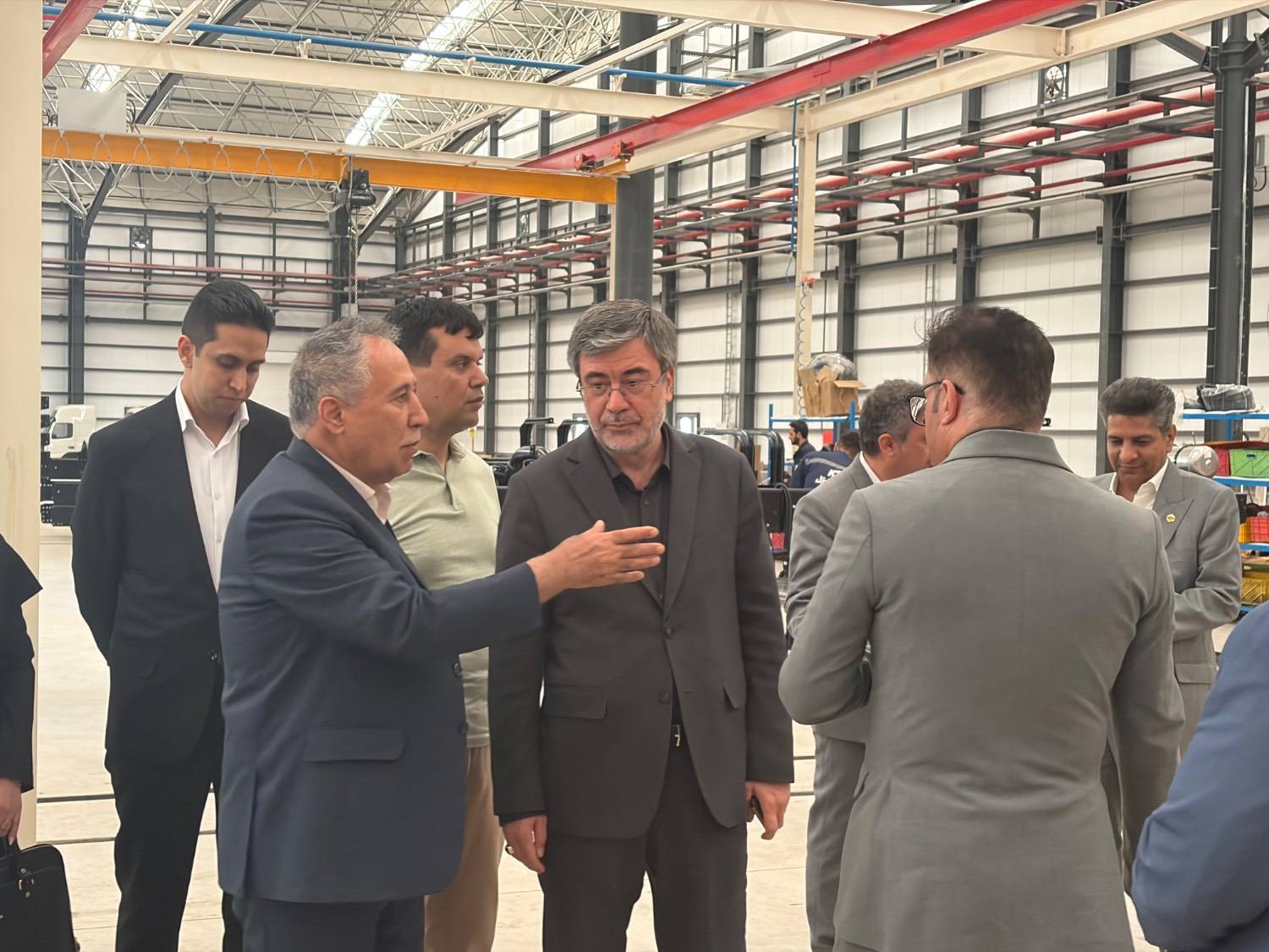 پشتیبانی هدفمند بیمه‌ای از تولید و رفع گلوگاه‌های صنعتی