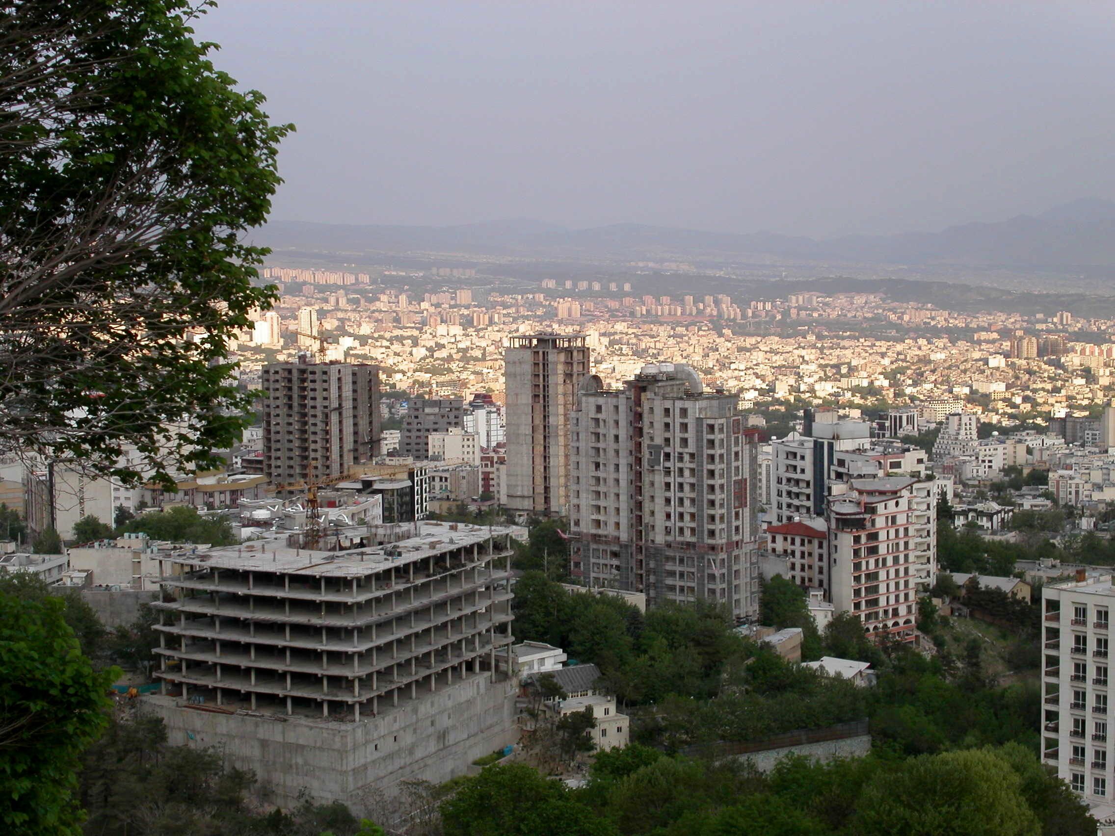 ۳ سناریوی مهم بازار مسکن ایران در سال ۱۴۰۵