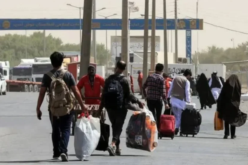 دیپورت ۸۵۶ ایرانی مقیم کشورهای عربی در ۳۶ روز گذشته از مرز دوغارون