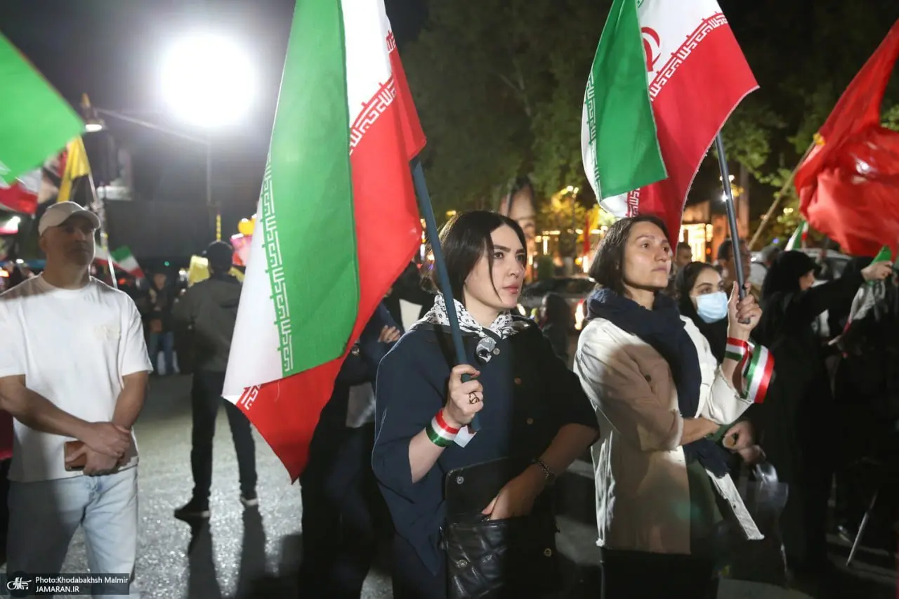 حضور زنان با حجاب متفاوت