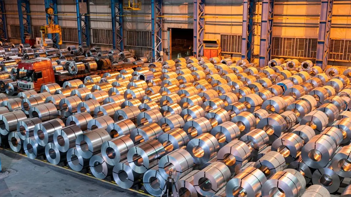 حمایت هدفمند دولت شرط تداوم تولید و اشتغال است