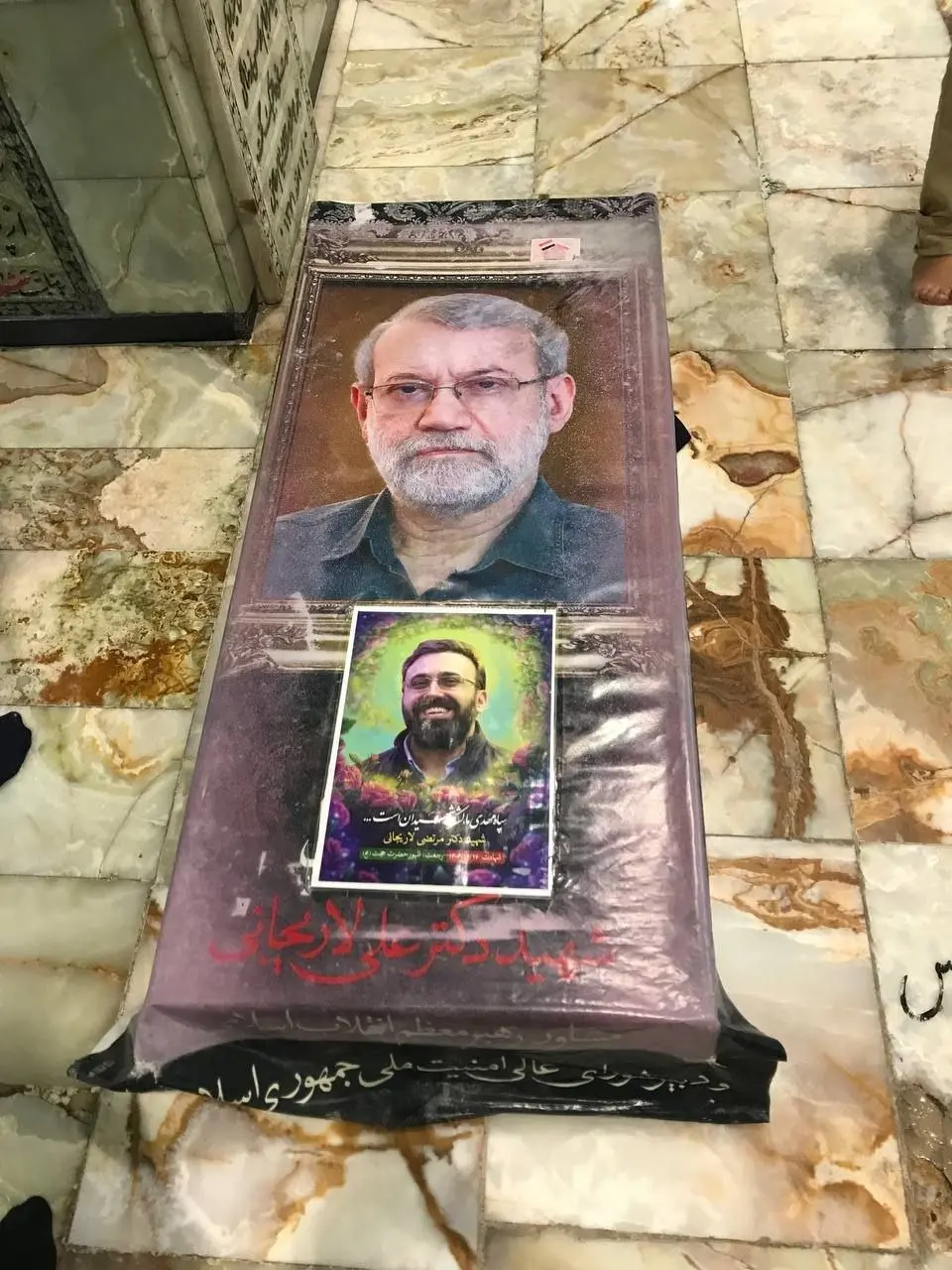 آرامگاه دکتر علی لاریجانی