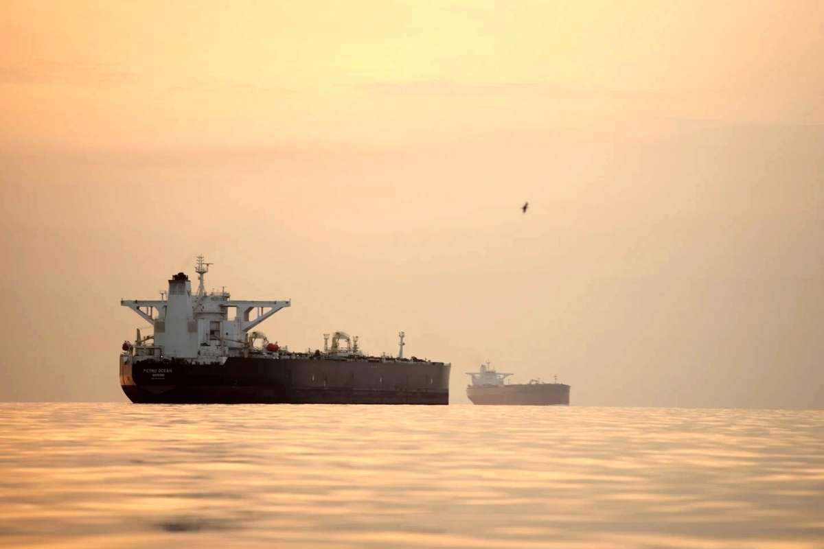 بازگشایی تنگه هرمز