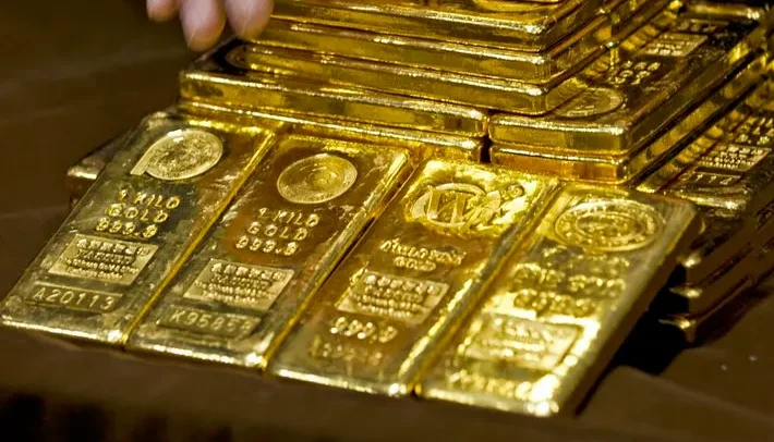 سقوط سنگین اونس در تنگنای سیاست و اقتصاد آمریکا