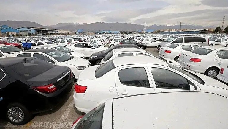 بازار خودرو در تب گرانی؛ صعود قیمت‌ها، سقوط تقاضا/ چرا قیمت خودرو سر به فلک کشیده است؟