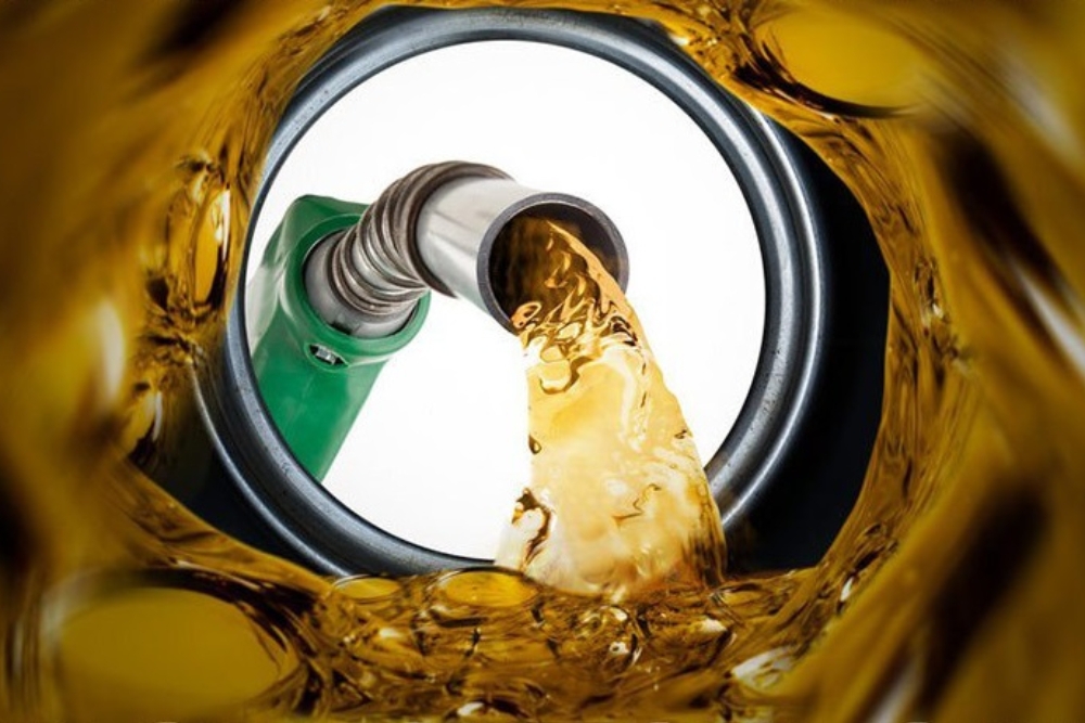 تولید بنزین در پالایشگاه‌ها متوقف نمی‌شود