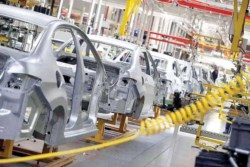 وزارت صمت: ورق فولادی مورد نیاز خودروسازان تأمین شد