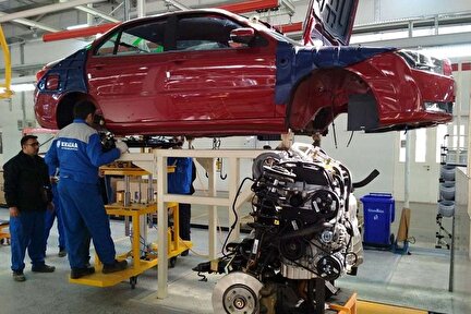 فرمان بازار خودرو در دست سوداگران / جهش ۱۳ درصدی قیمت‌ها در یک هفته