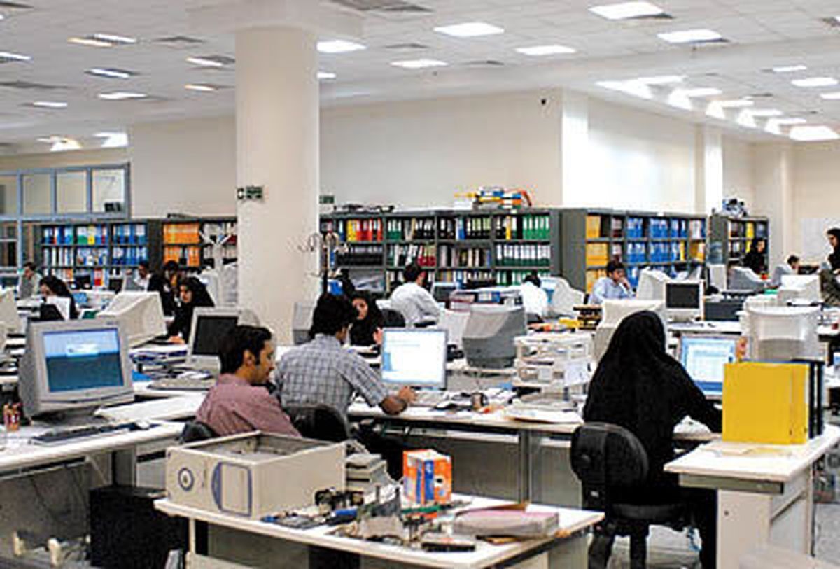 کارمندان دولت بخوانند/ ساعت کار ادارات تهران تغییر کرد