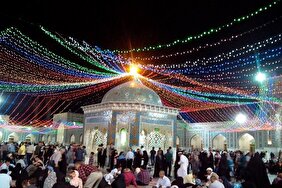 حال و هوای حرم رضوی در شب ولادت امام رضا (ع)