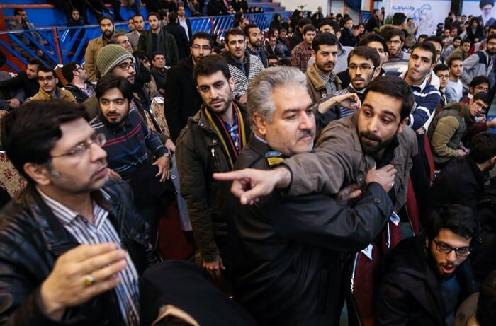 محمدامین آقامیری؛ کلیددار جدید اینترنت ایران محمدامین آقامیری؛ کلیددار جدید اینترنت ایران