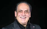 قیافه بهمن هاشمی از این رو به آن رو شد