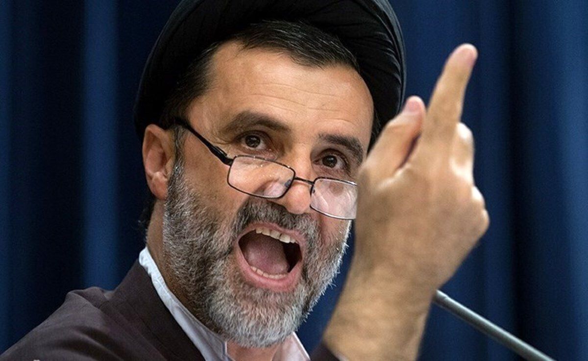 محمود نبویان