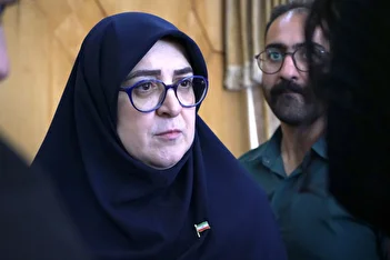 ویدئوی پربازدید از جدال لفظی مهاجرانی و مجری تلویزیون درباره اینترنت