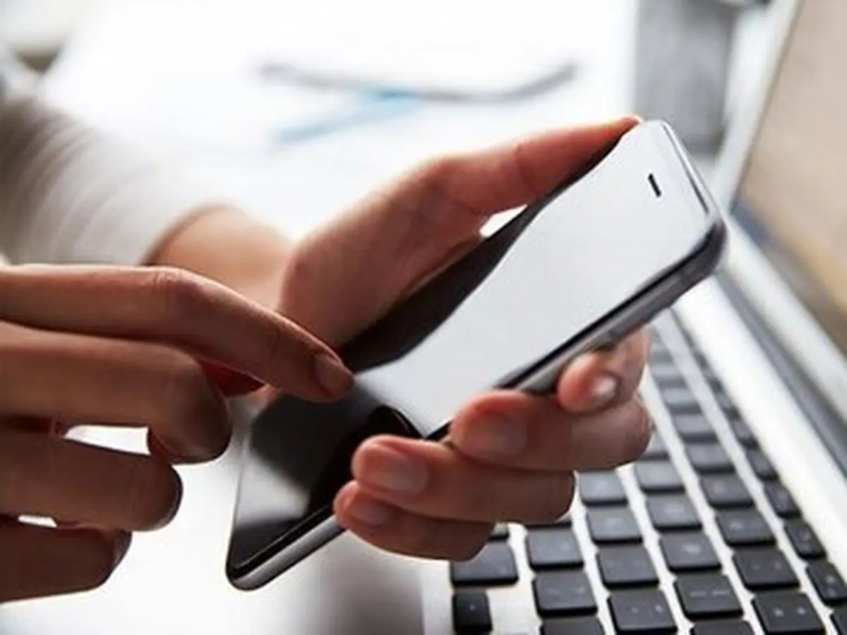اینترنت در ظاهر سبز، در باطن قرمز