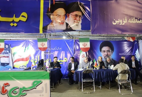 حضور مدیران بانک سپه در اجتماعات حماسی برای پاسخگویی به دغدغهها و پرسشهای هموطنان حضور مدیران بانک سپه در اجتماعات حماسی برای پاسخگویی به دغدغهها و پرسشهای هموطنان