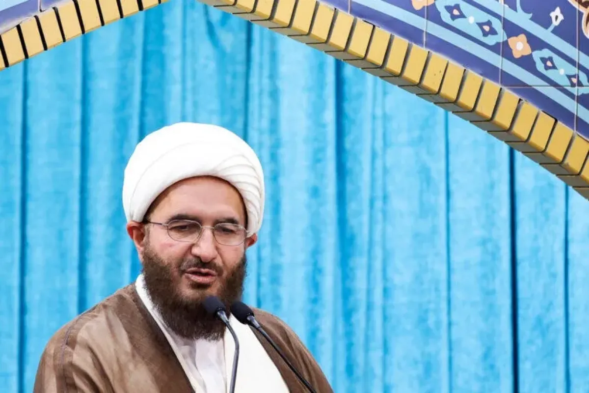 امام جمعه تهران: قبلاً دشمن وقتی اخم می‌کرد یا ناوی را حرکت می‌داد، ارزش پول ملی می‌افتاد، اما امروز قاعده جدیدی داریم و دیگر نیازی به فشردن کلید موشک نیست