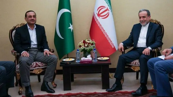 عاصم منیر و عراقچی عاصم منیر و عراقچی