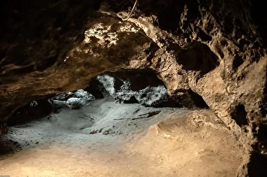 غار کرفتو شاهکار باستانی ایران در دل کردستان