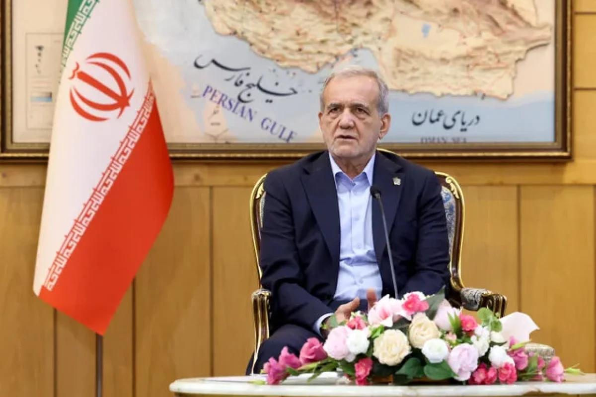 پزشکیان: سیاست ایران گسترش همکاری با کشورهای مسلمان و همسایه در همه زمینههاست پزشکیان: سیاست ایران گسترش همکاری با کشورهای مسلمان و همسایه در همه زمینههاست