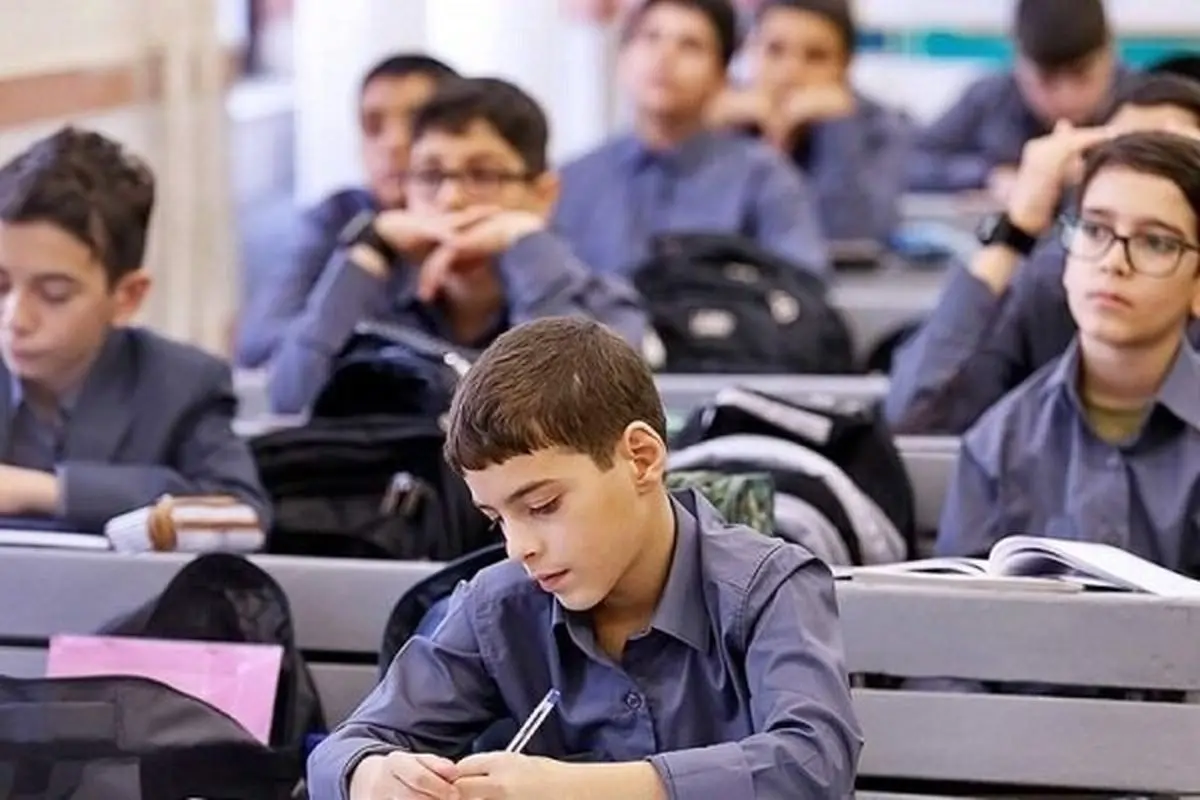 کلاس بیش از ۳۵ نفر در مدارس ممنوع شد