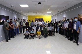 نگارخانه «اٌ» 
هادی افشار