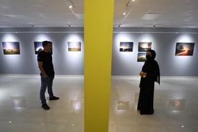 نگارخانه «اٌ» 
هادی افشار